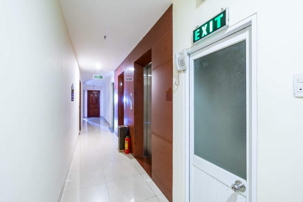 Oyo 375 Hoa Binh Hotel Дананг Экстерьер фото