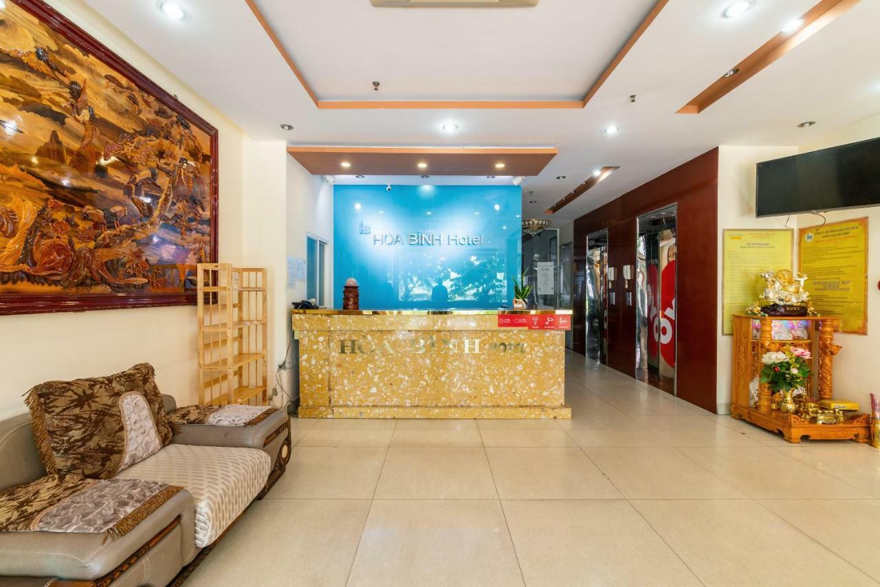 Oyo 375 Hoa Binh Hotel Дананг Экстерьер фото