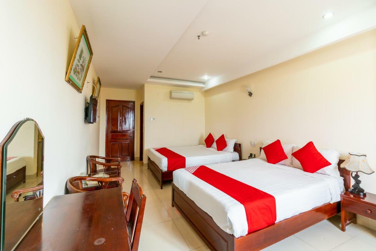 Oyo 375 Hoa Binh Hotel Дананг Экстерьер фото