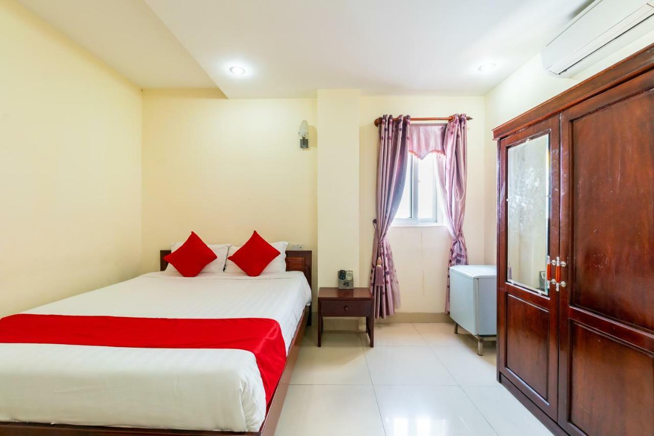 Oyo 375 Hoa Binh Hotel Дананг Экстерьер фото