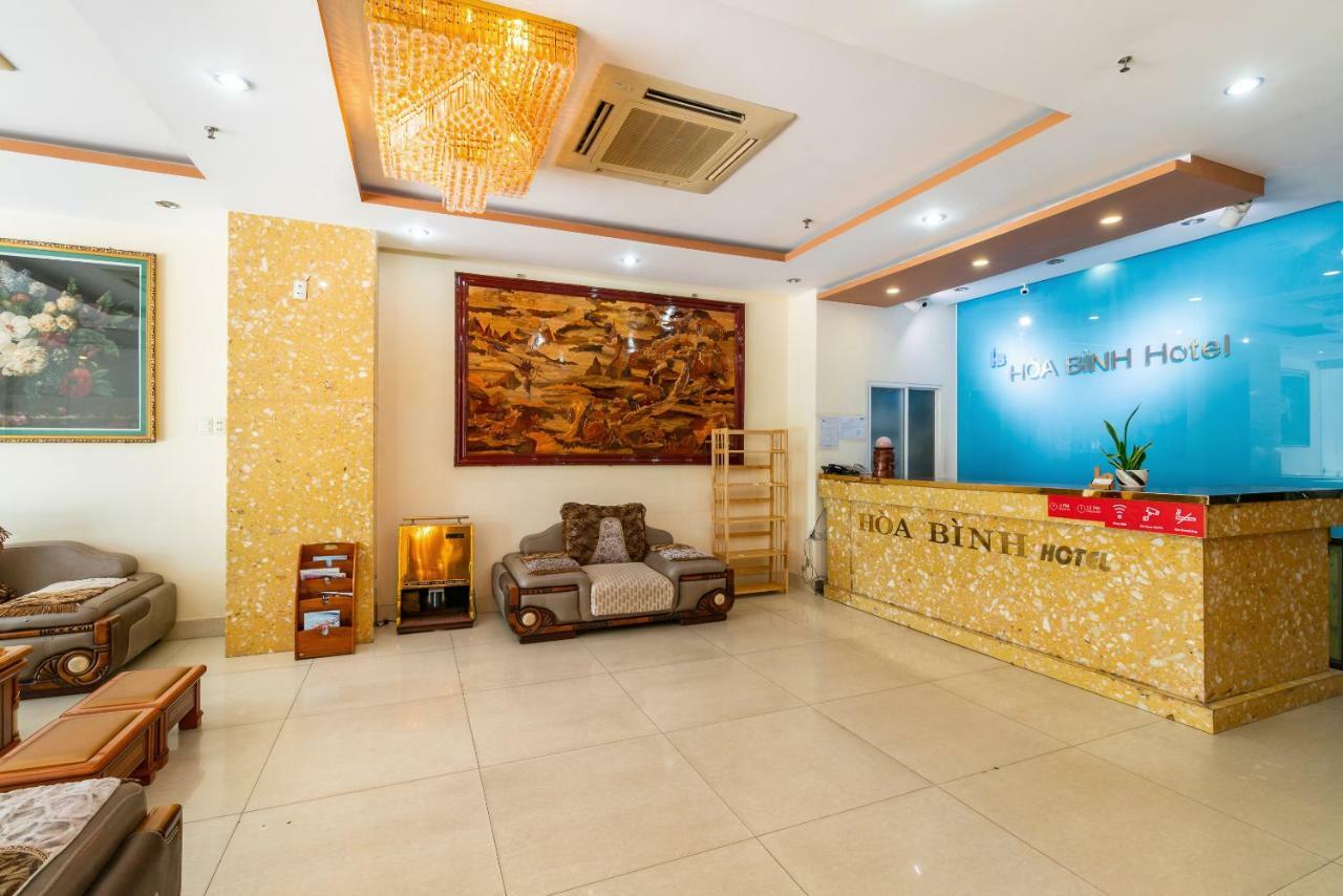 Oyo 375 Hoa Binh Hotel Дананг Экстерьер фото